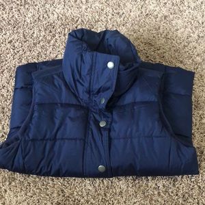 Navy puffer vest